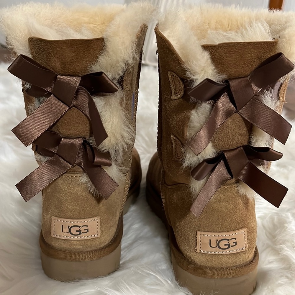 UGG Bailey